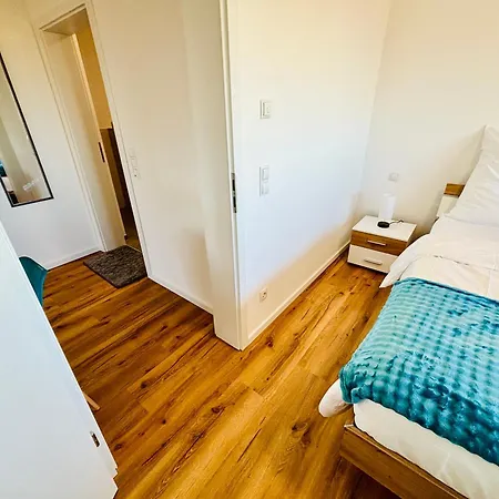 Lejlighed Modernes Wohlfuehl Stadtnah In Laendlicher Gegend *