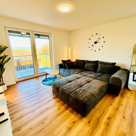Lejlighed Modernes Wohlfuehl Stadtnah In Laendlicher Gegend