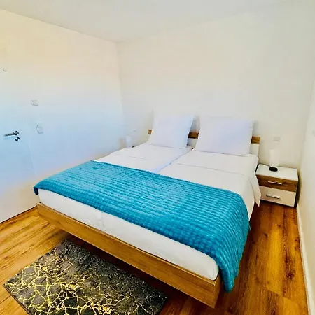 Apartmán Modernes Wohlfuehl Stadtnah In Laendlicher Gegend Mit Parkplatz *